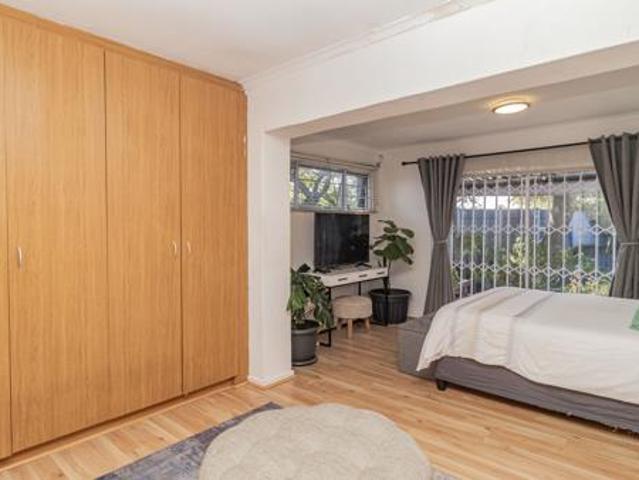 House for sale in Cape Town, Western Cape