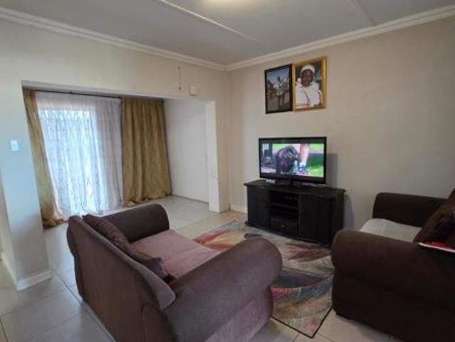 House for sale in Queenstown, Eastern Cape