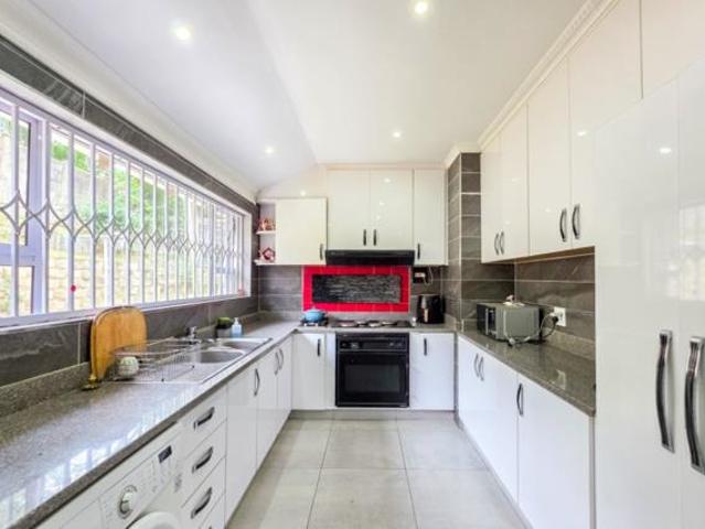 House for sale in Tongaat Beach, Kwazulu-natal