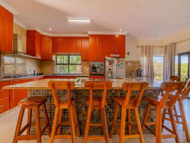 House for sale in Tongaat Beach, Kwazulu-natal