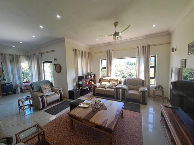 House for sale in Tongaat Beach, Kwazulu-natal