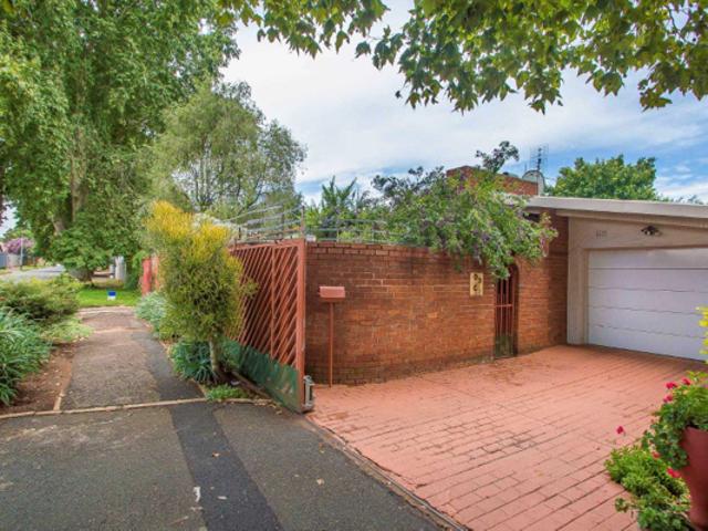 House for rent in Vosloorus, Gauteng
