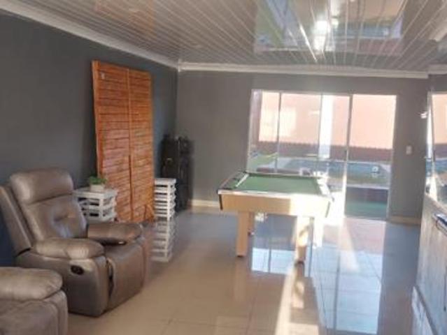 House for sale in Cape Town, Western Cape