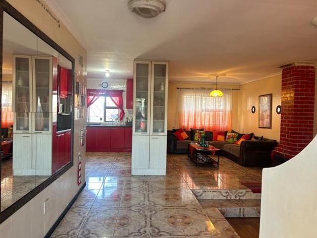House for sale in Cape Town, Western Cape