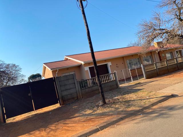 House for sale in Westonaria, Gauteng