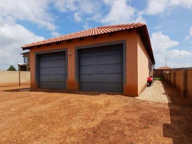 House for sale in West Rand Garden estates, Westonaria Local Municipality