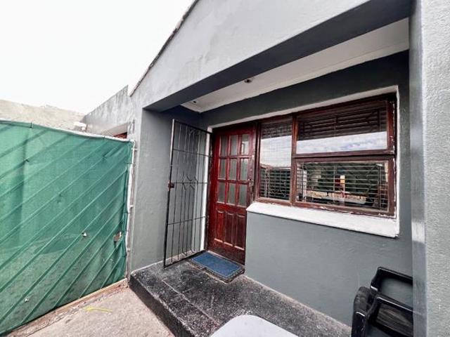 House for sale in Cape Town, Western Cape