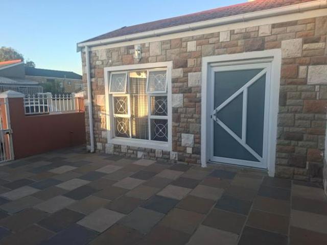 House for sale in Cape Town, Western Cape