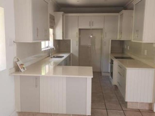 House for rent in Seaview, Kwazulu-natal