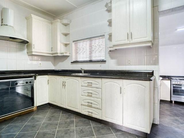House for sale in Seaview, Kwazulu-natal