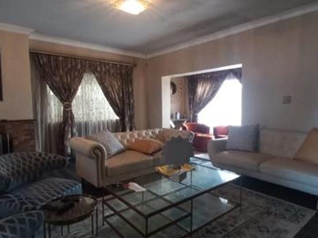 House for sale in Cape Town, Western Cape