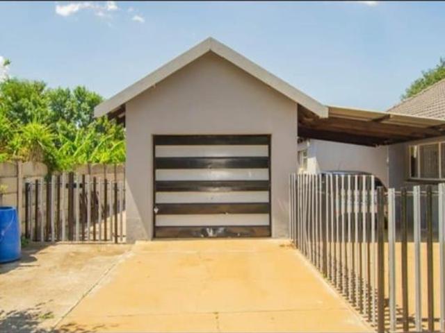 House for sale in Dr Kenneth Kaunda, North West