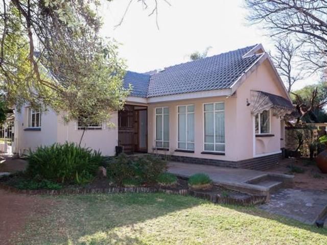 House for sale in Klerksdorp, Matlosana Local Municipality