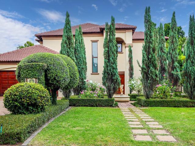 House for sale in Waterkloof, Gauteng