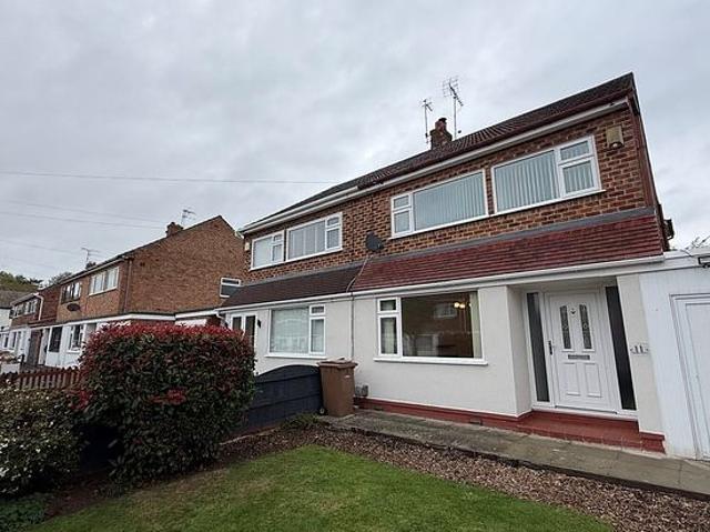 House for rent in Bromborough, Liverpool City Region