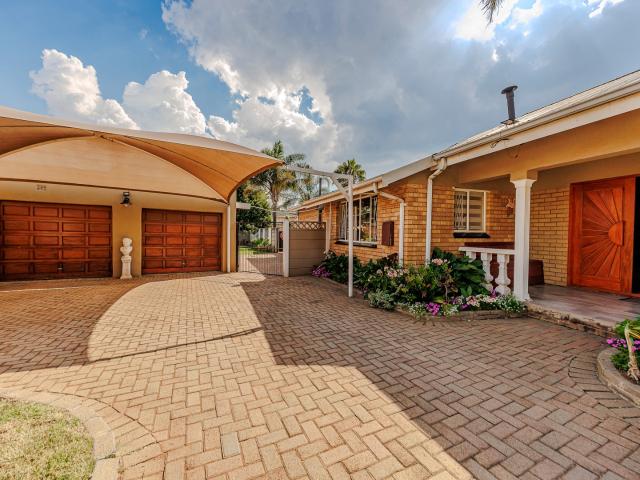 House for sale in Nooitgedacht, Gauteng