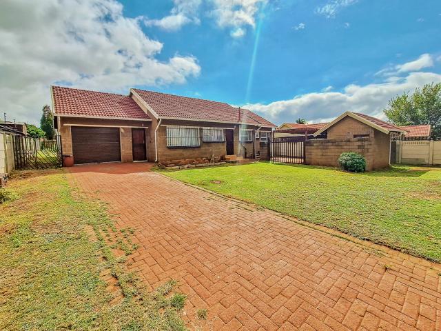 House for sale in Nooitgedacht, Gauteng