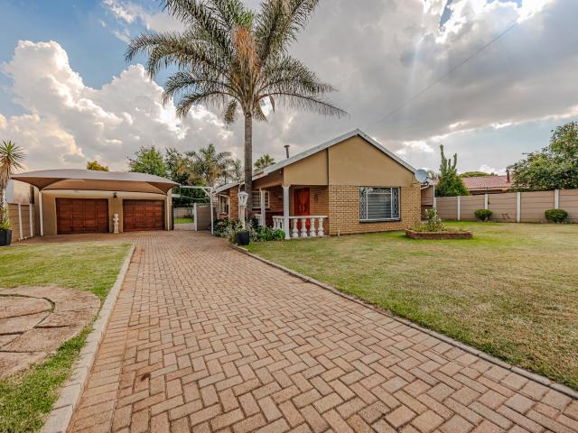 House for sale in Nooitgedacht, Gauteng