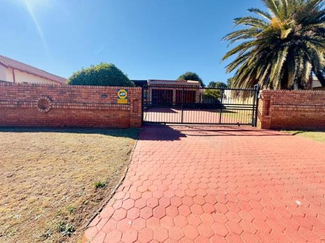 House for sale in Westonaria, Gauteng