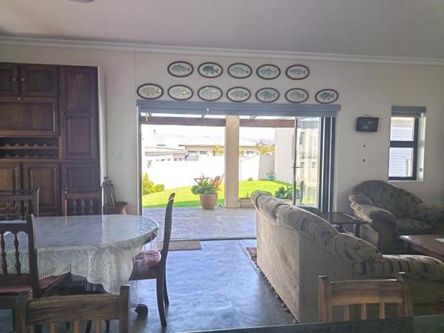 House for sale in Rietpoel, Theewaterskloof Local Municipality