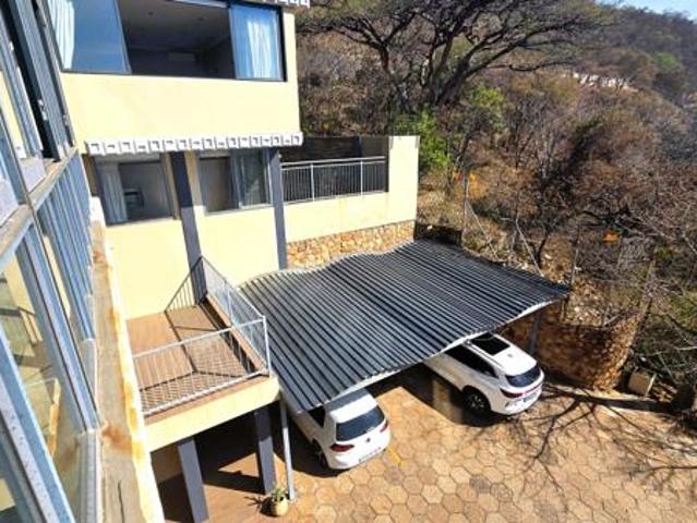 House for rent in Waterkloof, Gauteng