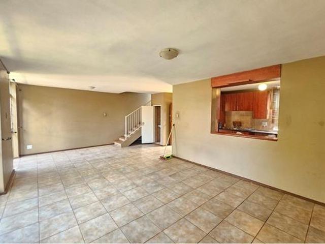 House for rent in Waterkloof, Gauteng