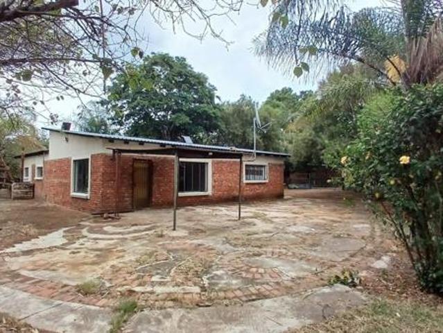 House for rent in Waterkloof, Gauteng