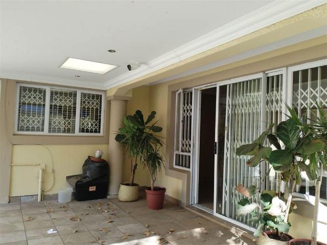 House for sale in Seaview, Kwazulu-natal
