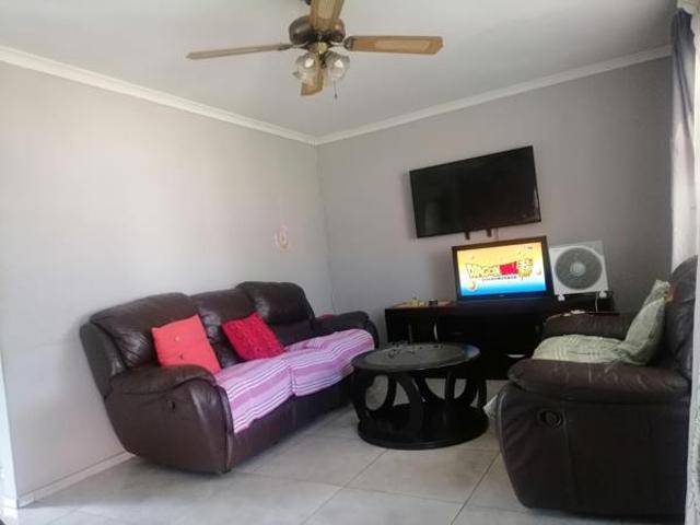 House for rent in Seaview, Kwazulu-natal