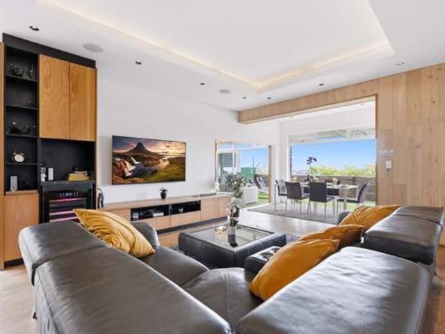 House for sale in Cape Town, Western Cape