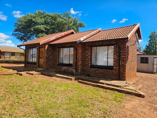 House for sale in Zeerust, North West