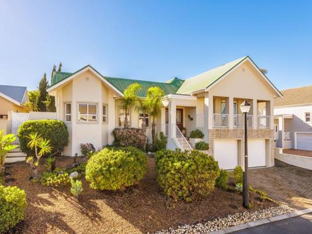 House for sale in Cape Town, Western Cape