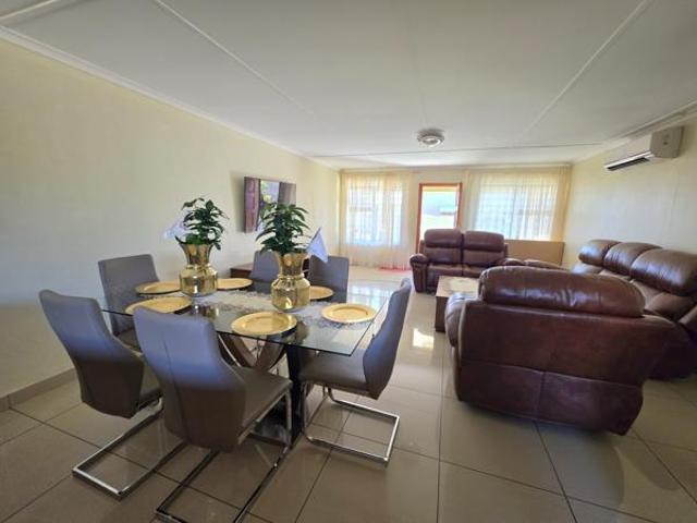 House for sale in UMhlathuze Municipality, Kwazulu-natal