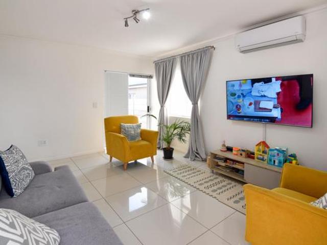 House for sale in Cape Town, Western Cape