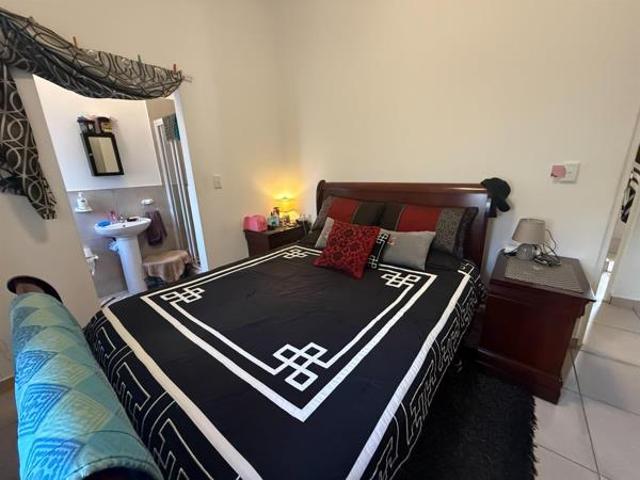 House for sale in Cape Town, Western Cape