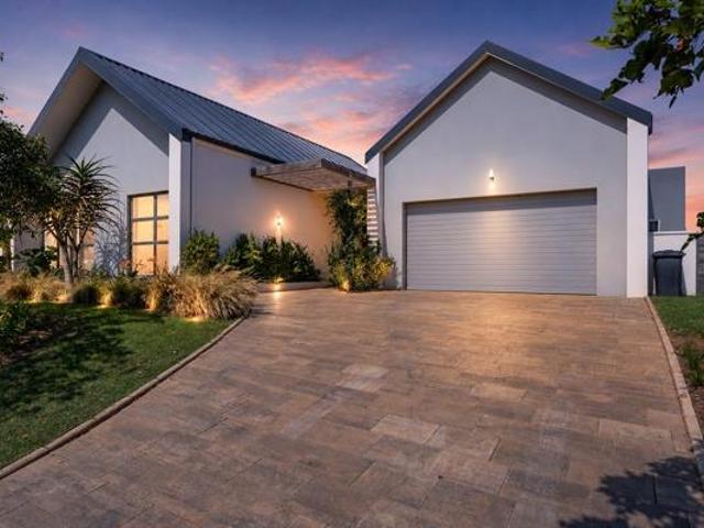 House for sale in Princess Grant, Kwazulu-natal