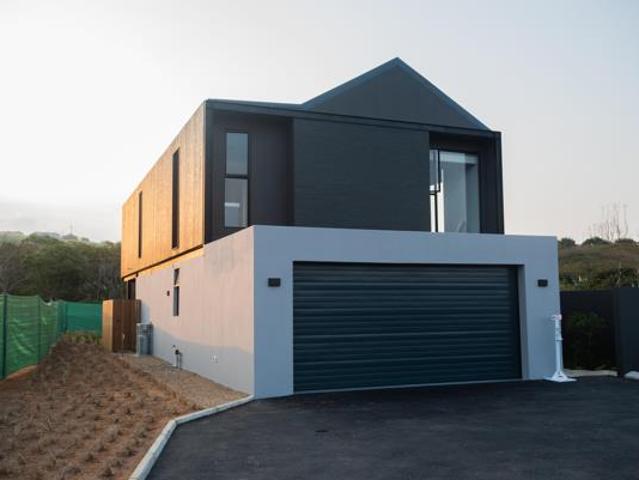 House for sale in Princess Grant, Kwazulu-natal