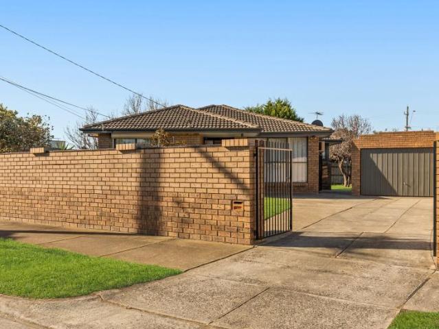 House for sale in Keysborough, Melbourne