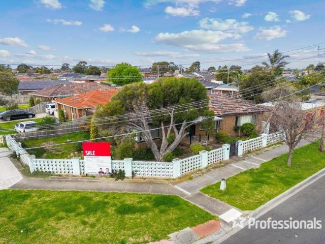 House for sale in Kings Park, Melbourne