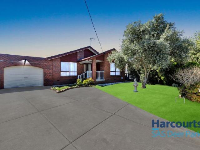 House for sale in Kings Park, Melbourne