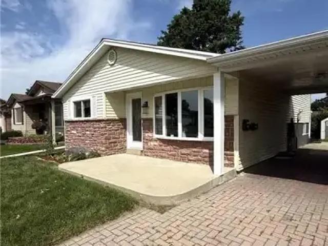 House for rent in Kitchener, Ontario