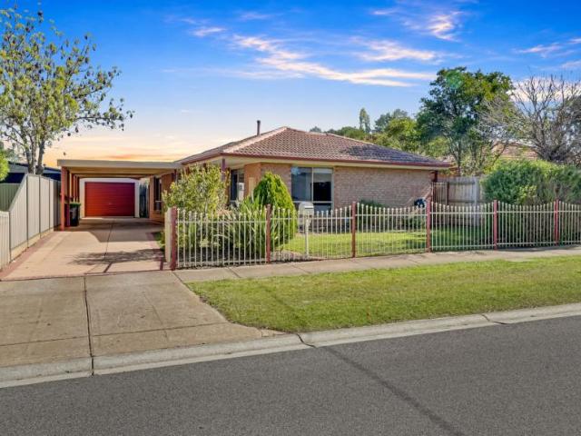 House for sale in Kurunjang, Melbourne