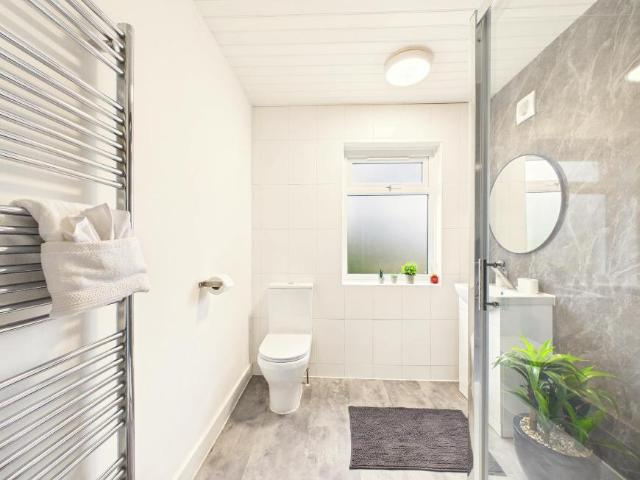 House for rent in New Parks, Old Wharf