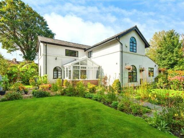 House for sale in Sandfield Park, Calderstones