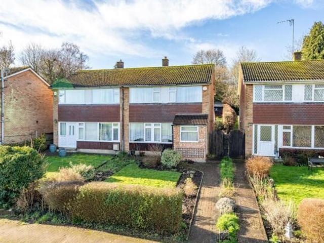House for sale in Caddington, Bedfordshire