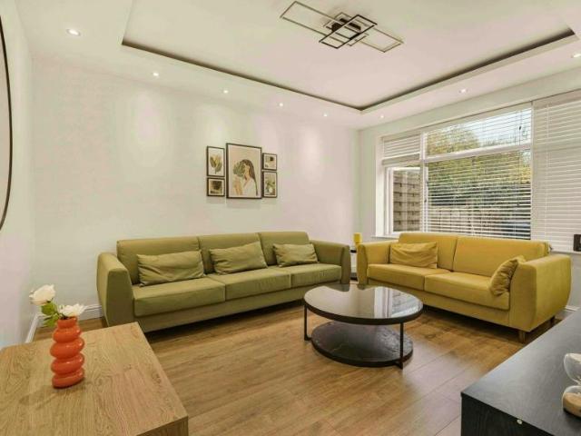 House for rent in Georgia, Greater Manchester