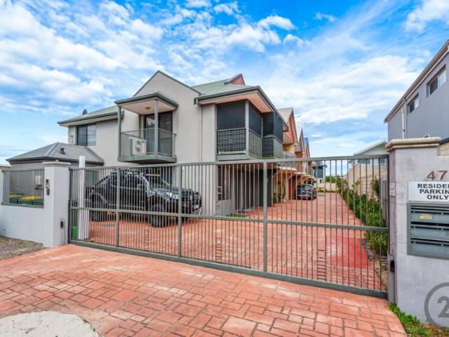 House for sale in Parklands, Western Australia