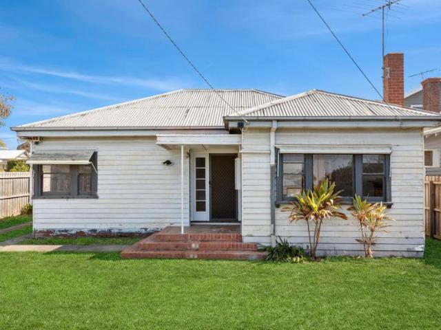 House for sale in Manifold Heights, Geelong