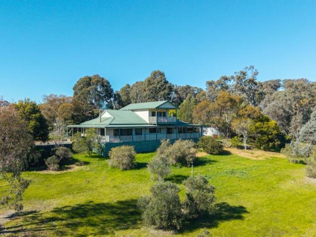 House for sale in Mansfield, Shire of Mansfield