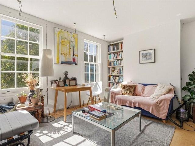 House for sale in Cat Hill, England
